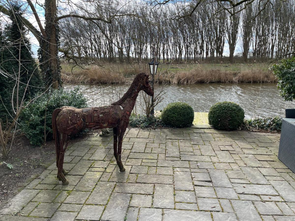 Domaine De La Bergerie Villa Zuid-Beijerland Екстериор снимка